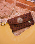 Nautica Clutch