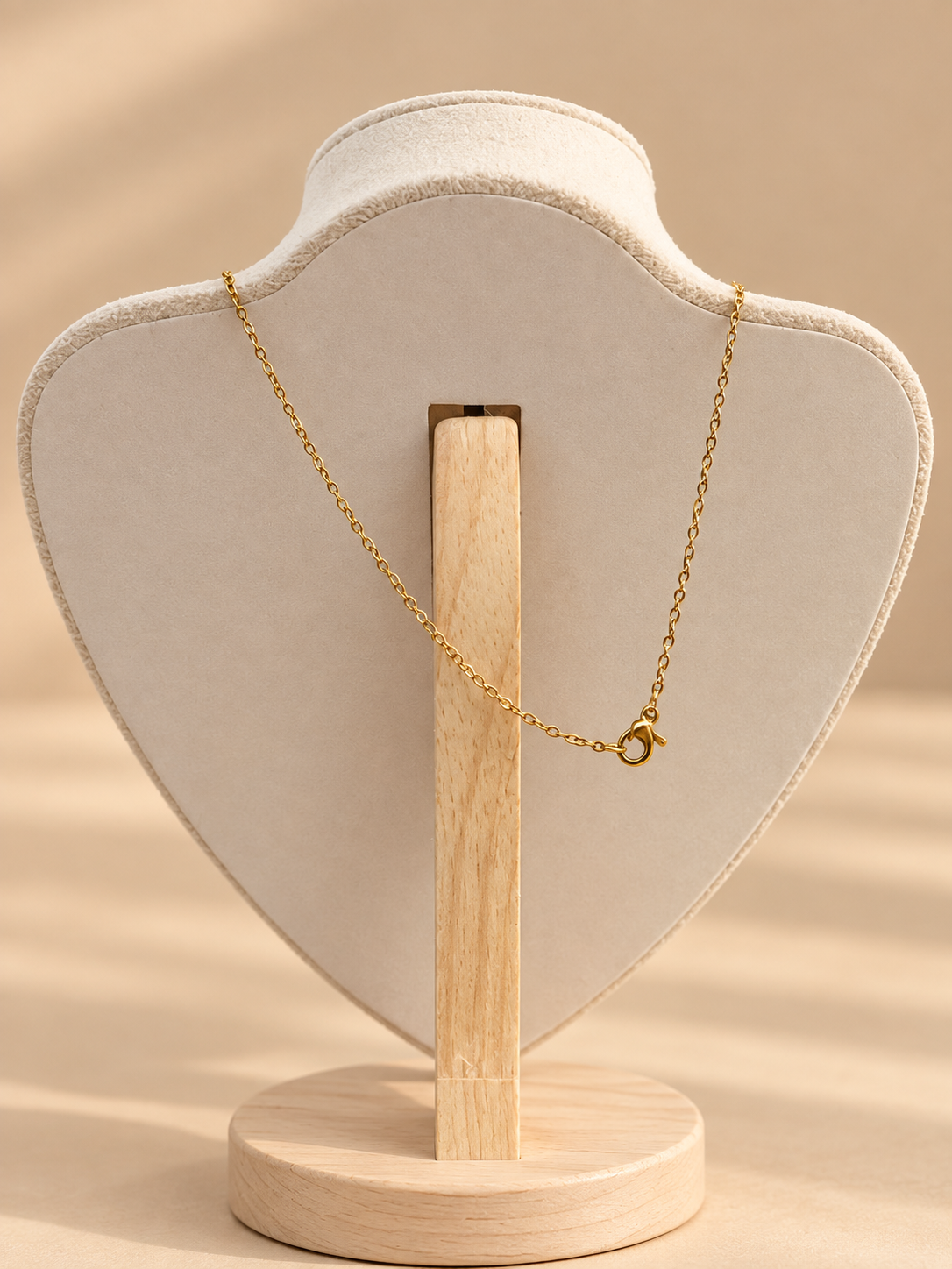 Aveline Set: Necklace + Hoop Earrings