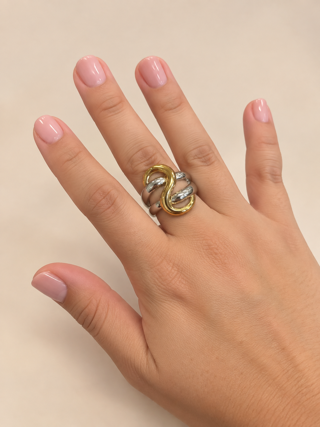 Loop Ring