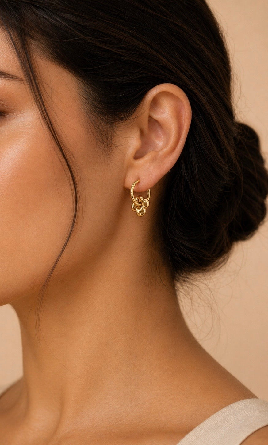 Knot Hoops