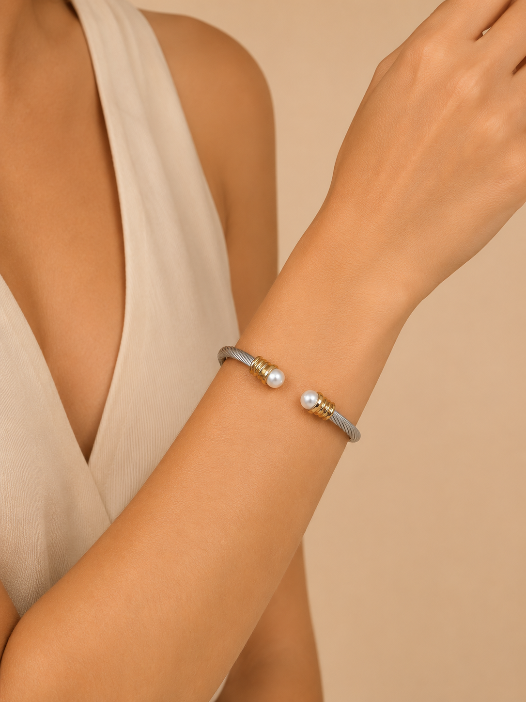 Monroe Bangle