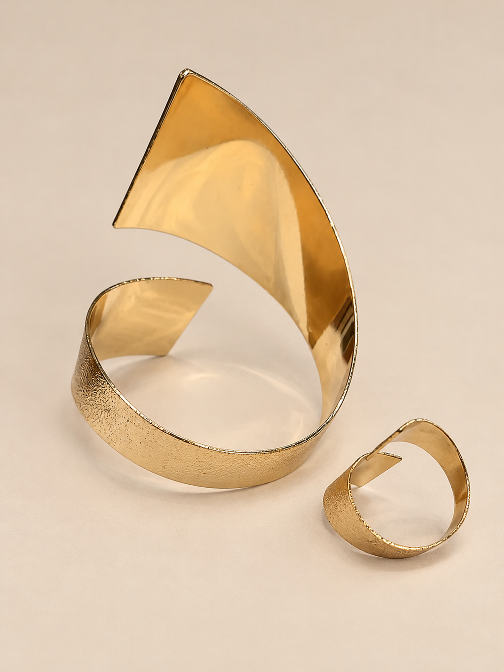 Muse Set: Bracelet + Ring