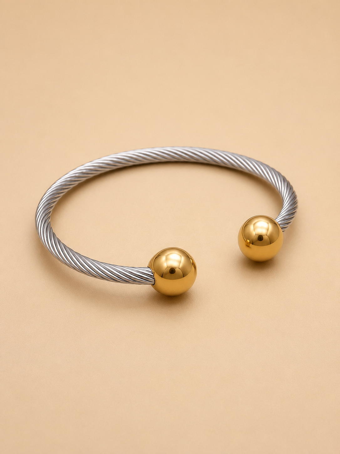 Riviera Bangle